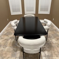Modern Black Dining Table w/ Bouclé Chairs – Designer Style