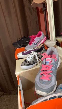 Tennis shoes 7 1/2 to 8 1/2