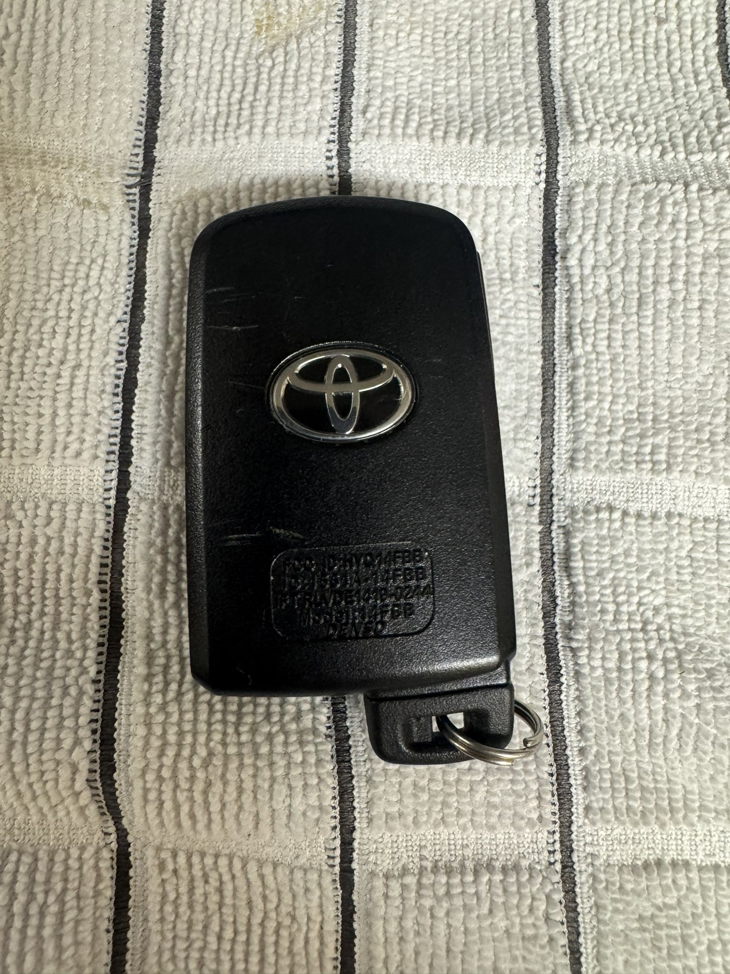 OEM TOYOTA KEY FOB REPLACEMENT