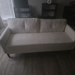 Creme Couch 
