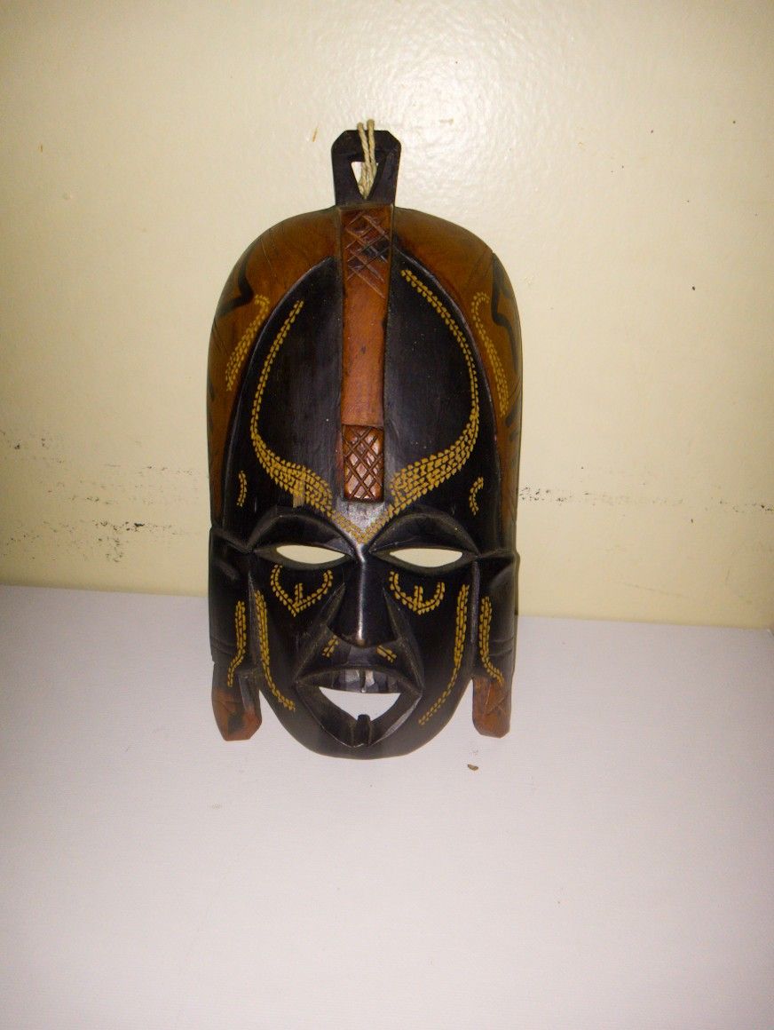 Hand Made Mask In Kenya