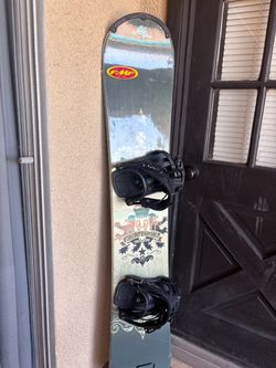Avalanche Crest Snowboard 158 no bindings