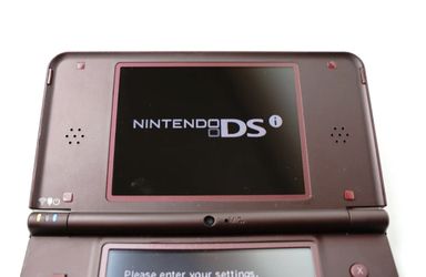 Nintendo DSi XL Portable Gaming Console 