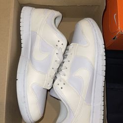White NIKE SB DUNKS