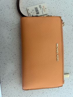 Michael Kors wristlet