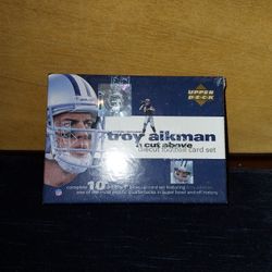 Troy Aikman Football Card Set