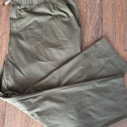Old Navy Joggers - 2X. New Without Tag