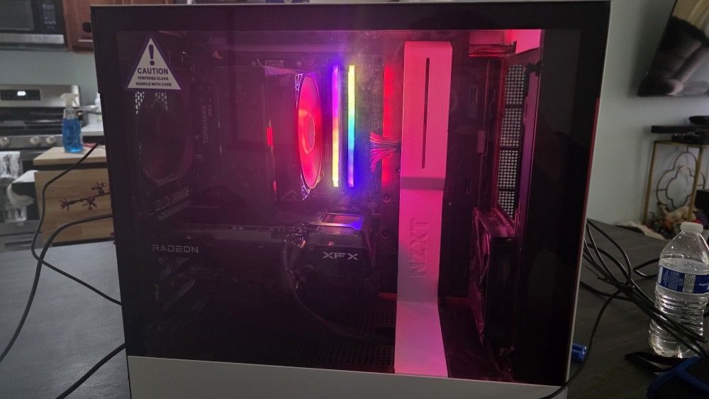 Powerful Gaming PC – Ready to Play – RX 6600 + 32GB RAM + Ryzen 7