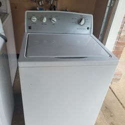 KENMORE WASHER MACHINE. 