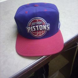 Pistons Snap Back Brand New