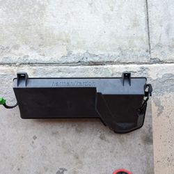 Mercedes Benz Subwoofer