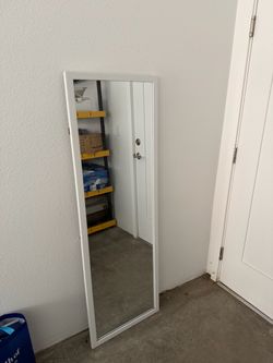 White mirror