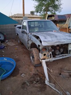 1994 Nissan Pickup