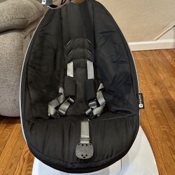 MamaRoo Multi-Motion Baby Swing