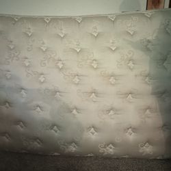 Free Double Bed Mattress