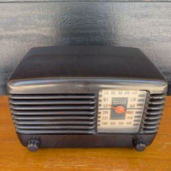 Philco Transitone Vintage Tube Radio