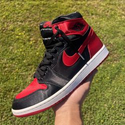 Jordan 1 Satin Bred