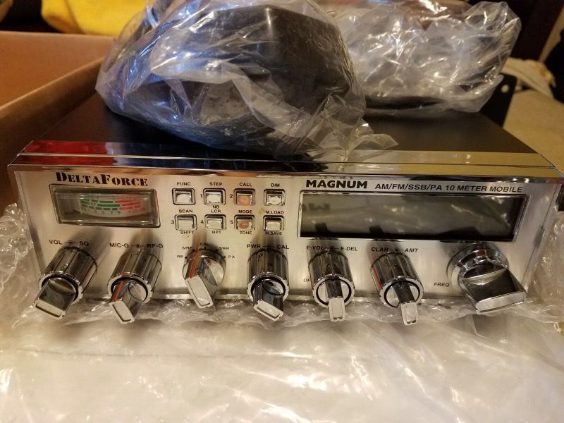 Magnum Delta Force CB Radio