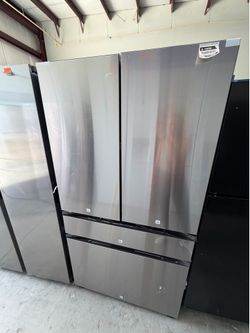 Open box refrigerator new