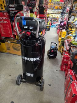HUSKY CORDED 20 GALLON AIR COMPRESOR NEW