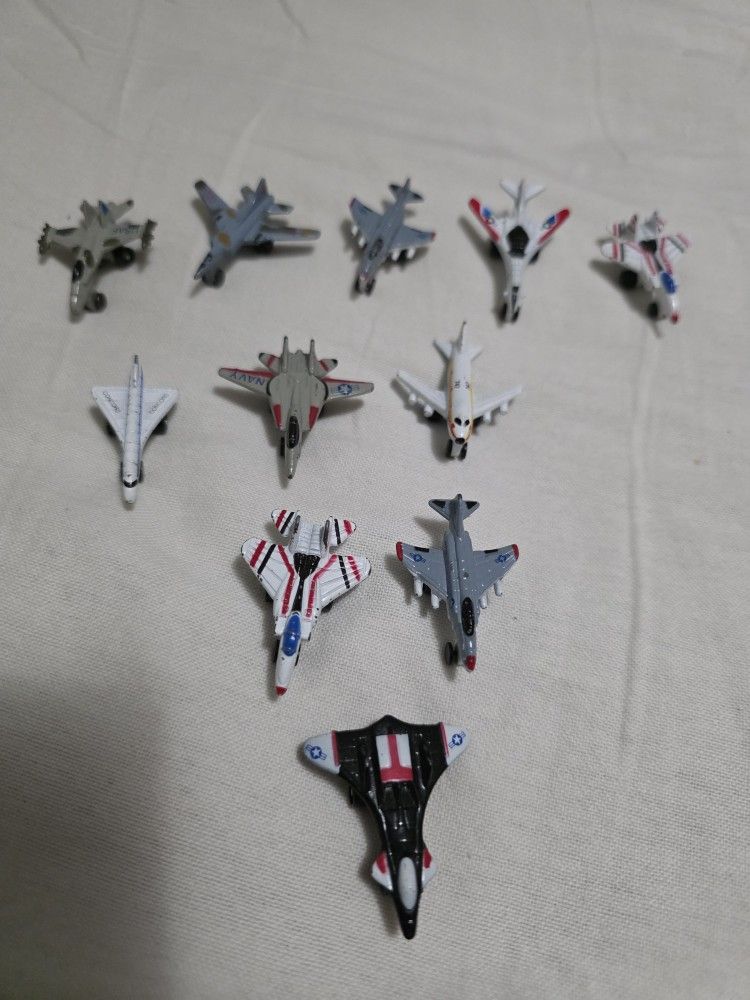 11 imperial mirco airplane jet Die-cast metal steel screamers mini $45 pick up only