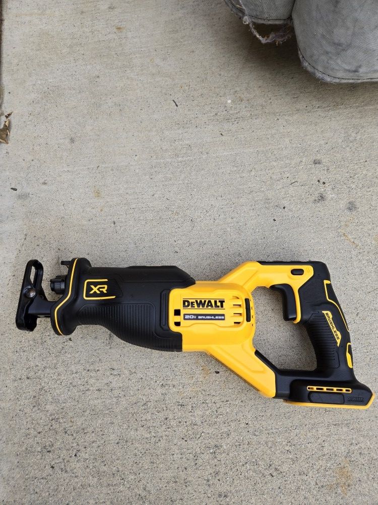 Dewalt 20v Sawzall Brushless XR Brand New Tool Only 