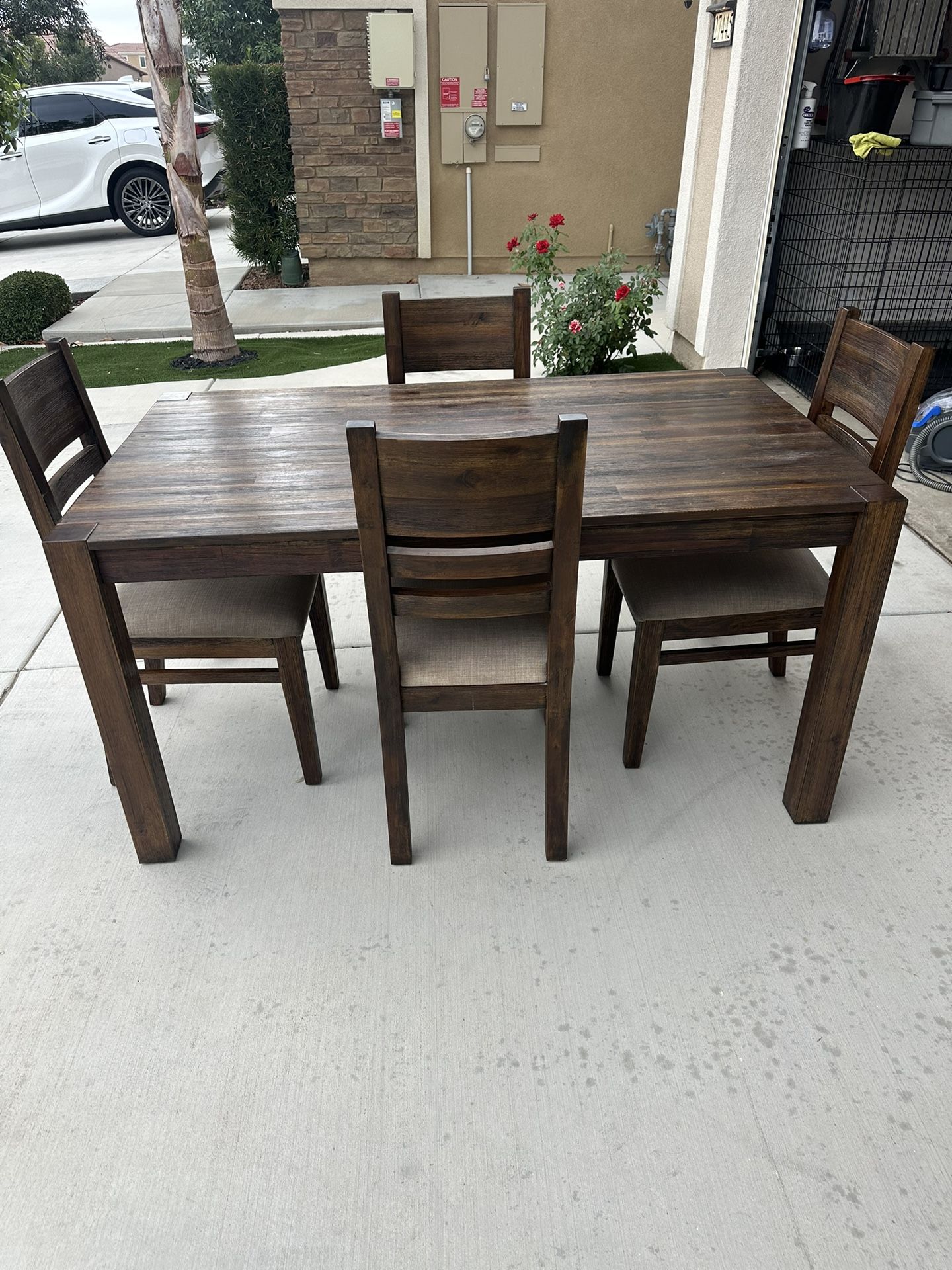 Dining Table 4 Chairs