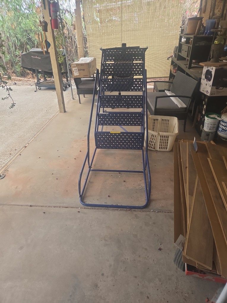 Ladder