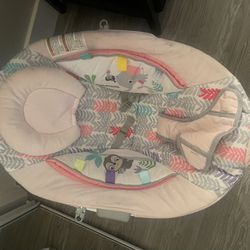 Baby Bouncer & Vibrating Chair 