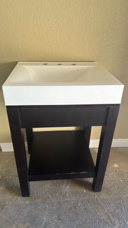 Modern bathroom vanity/white sink top