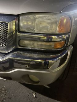 2004 Gmc Sierra Stock Headlights 