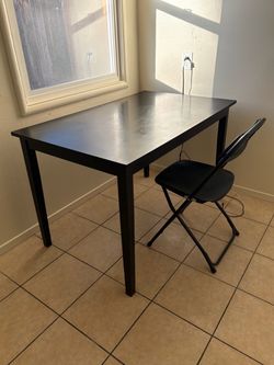 Black Rectangular Dining Table