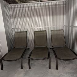 Chaise Lounge Chairs 