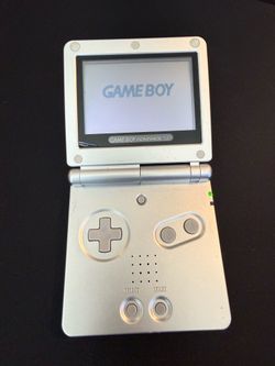 Nintendo Game Boy Advance SP