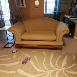 Lover Seat Couch/ Mueble 