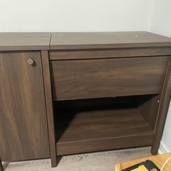 Stand Nate & Jeremiah Spiced Mahogany Universal Console - Up to 37G