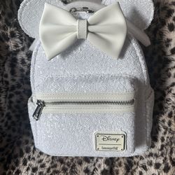 Loungefly Disney Minnie Sequin Wedding Mini Back Pack