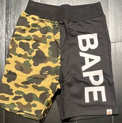 BAPE SHORTS SZ SMALL