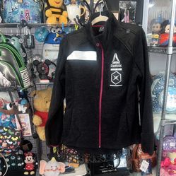 NWT Reebok Zippered Jacket with Reflective decals Women’s size L