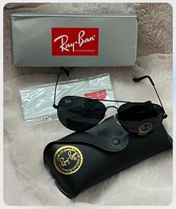 R*y-B*n Sunglasses