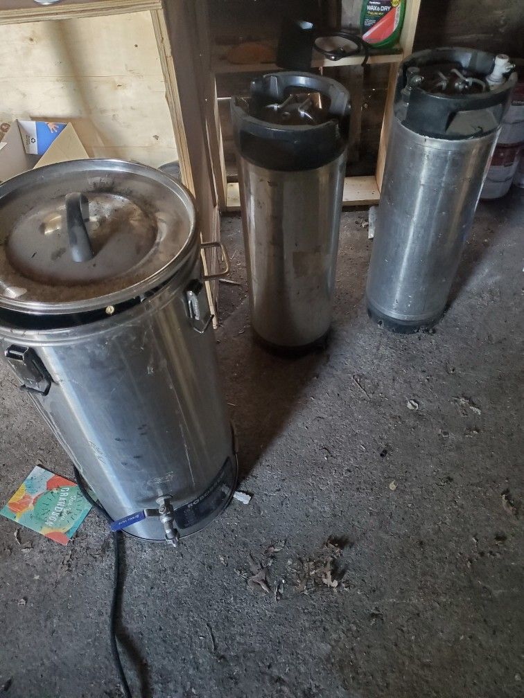 Homebrew equipment - Last Used Last Year: Robobrew, Pepsi Kegs