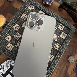 IPhone 16 pro 256GB USA carriers only