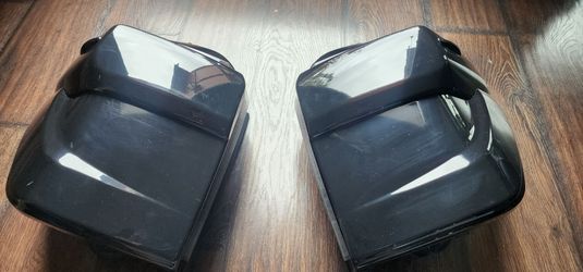Toyota 4Runner tail lights