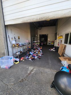 Huge Sale 1706 Puyallup St, sumner, Saturday June 20th 10am to 3pm