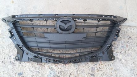 Grill mazda 3