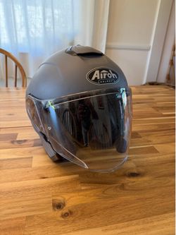 Airoh 3/4 face motorcycle / scooter helmet size XL