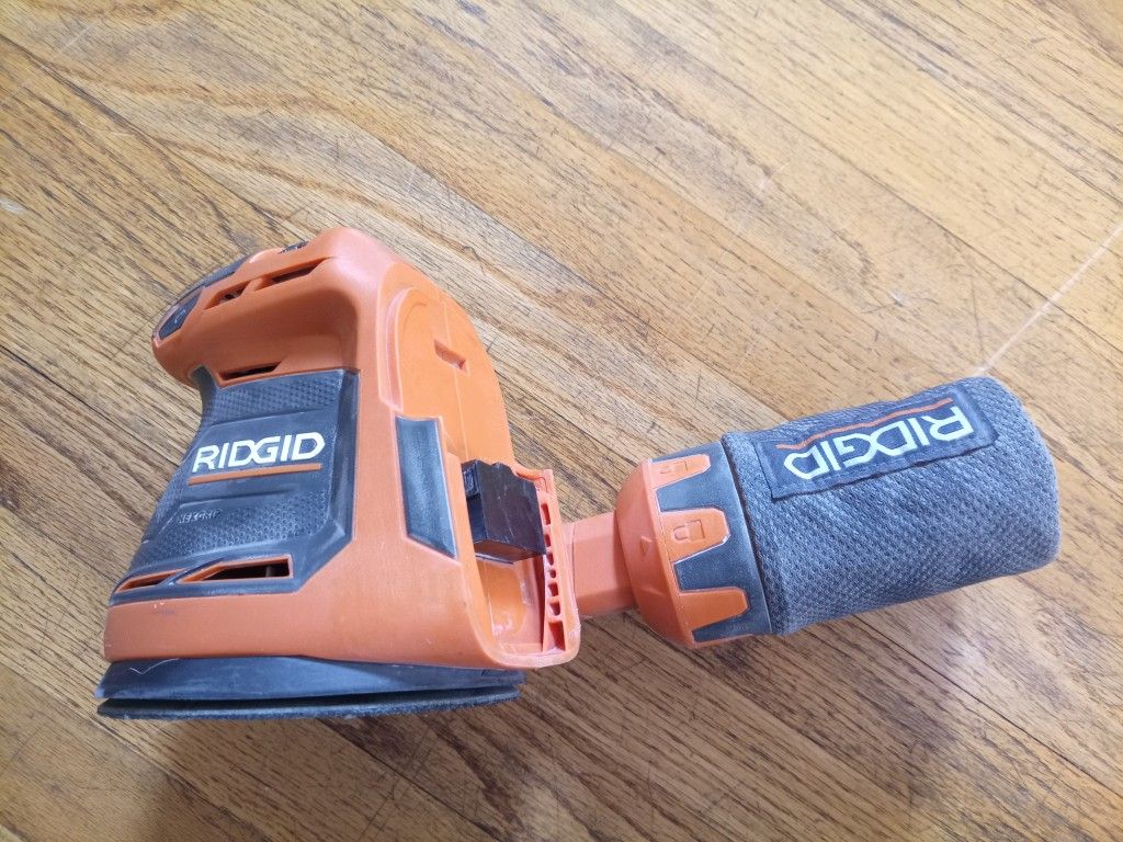 Ridgid 18v Random Orbit Sander 