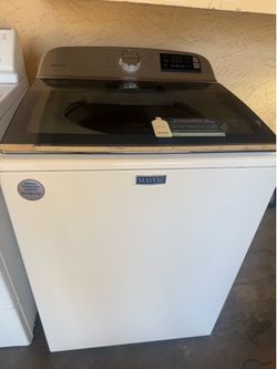 Maytag Smart Washer 4.7 cu ft MVW6230HW2 – Excelente Condición