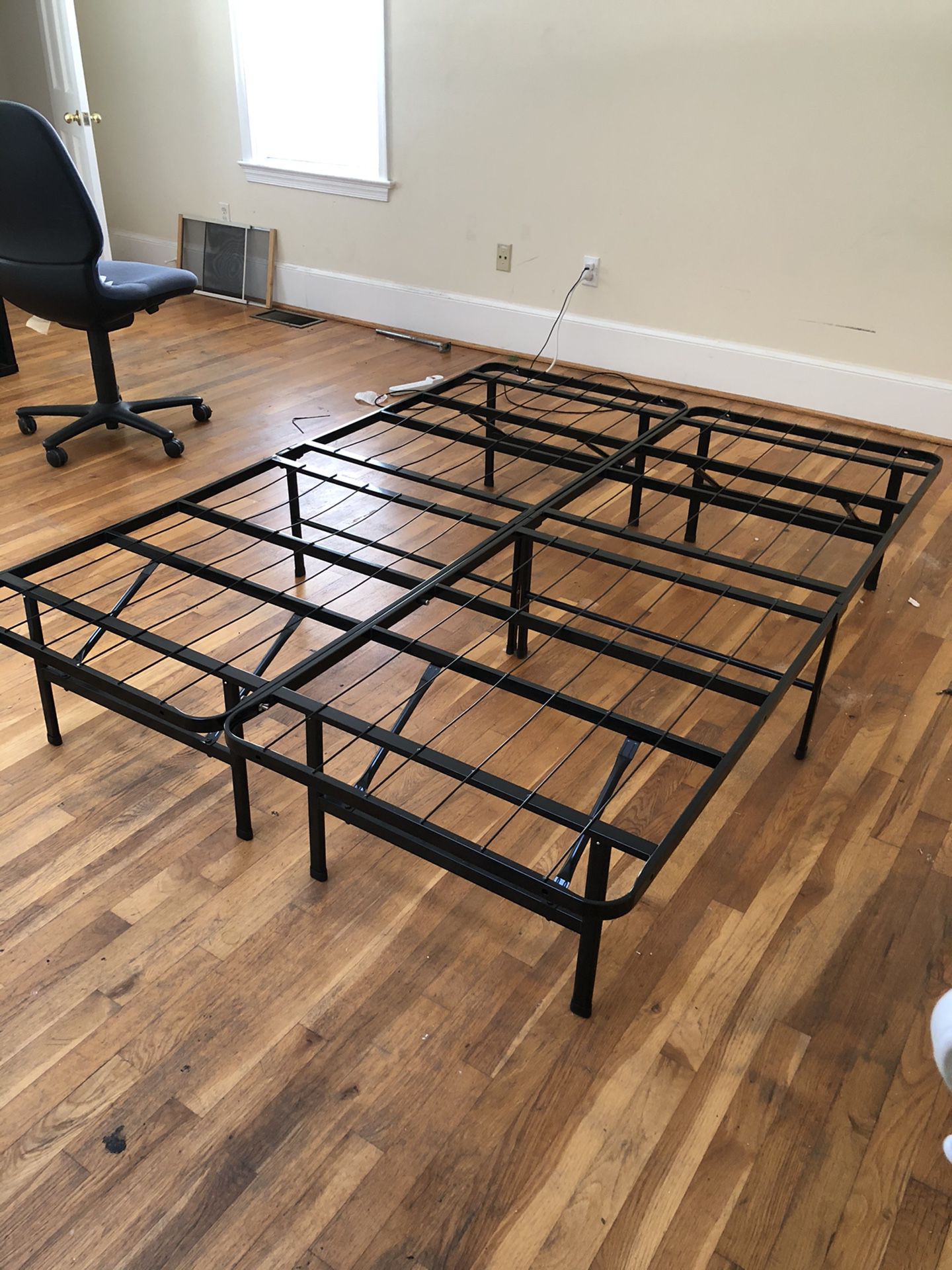 Full Bed Frame (And mattress)