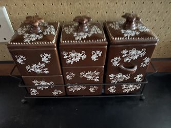 5 Stackable Canister Set And Rack Stand